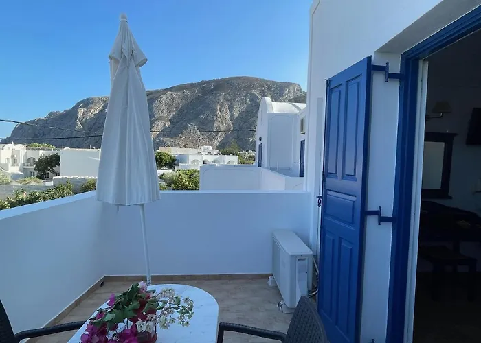 Leonidas Aparthotel 3*