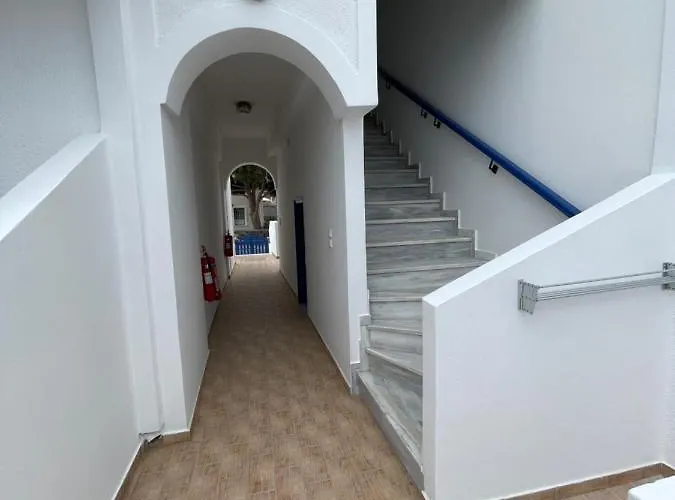 Apartahotel Leonidas Kamári