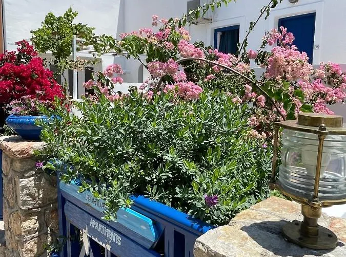 Leonidas 아파트호텔