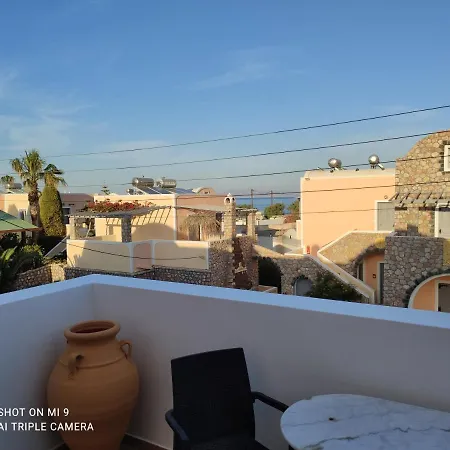 Leonidas Apart Otel Kamári